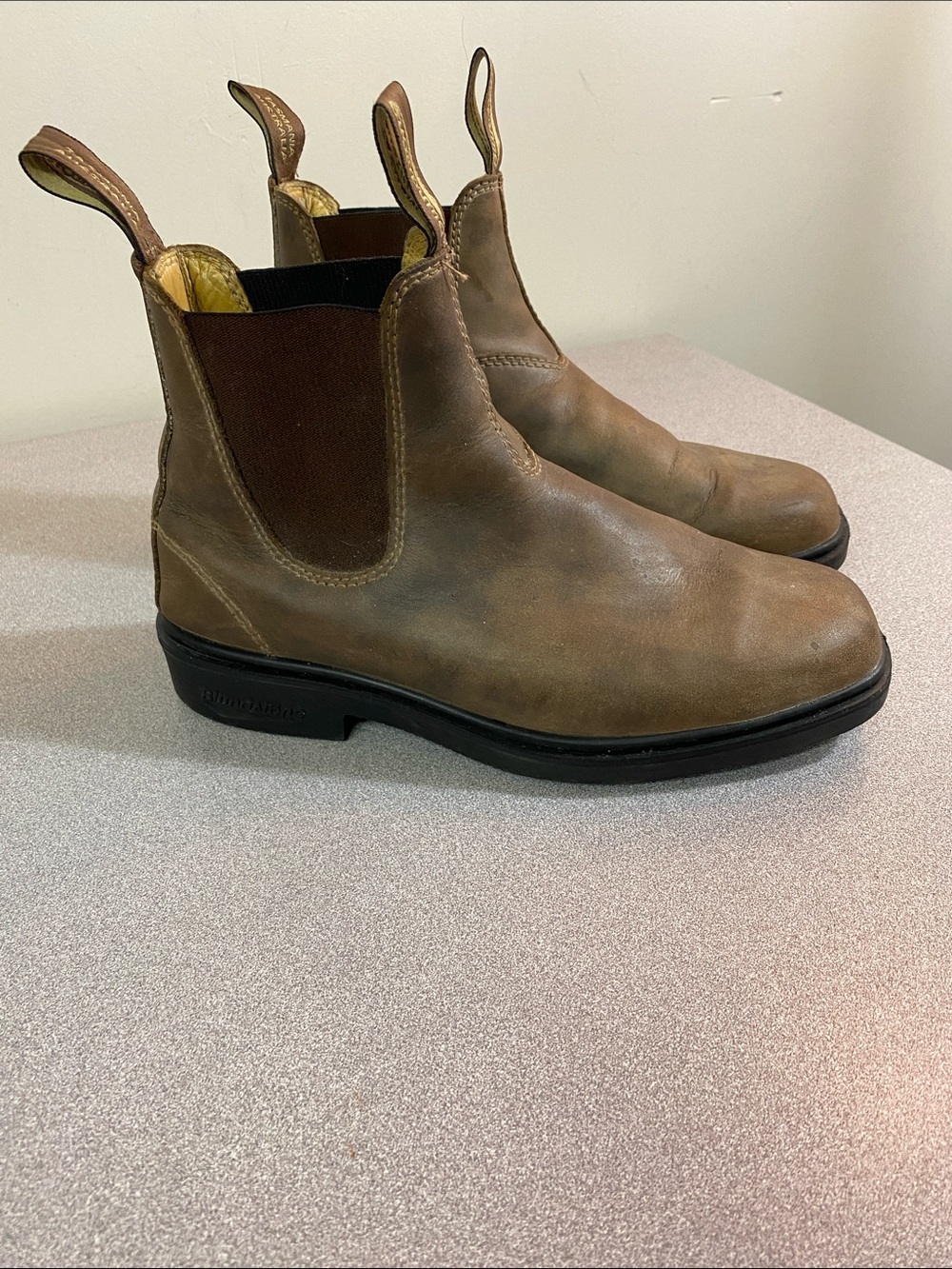 Blundstone Brown Leather Chelsea Ankle Boots